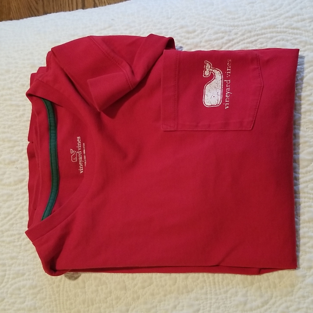 Vineyard Vines L Boys Long sleeve Red pocket t shirt